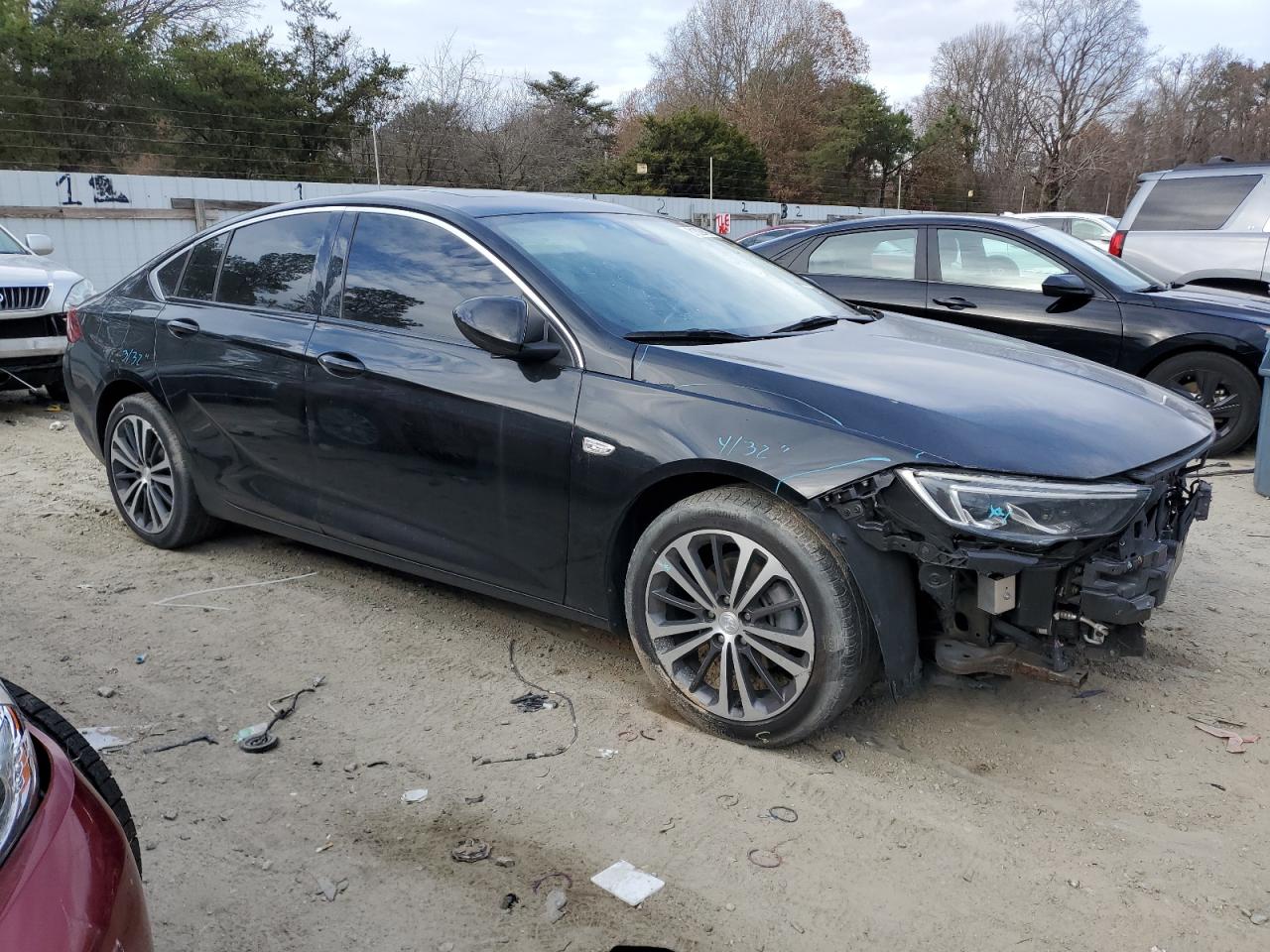 2018 Buick Regal VIN W04GP6SX1J1129717 Copart auction photo, front end damage thumbnail 4