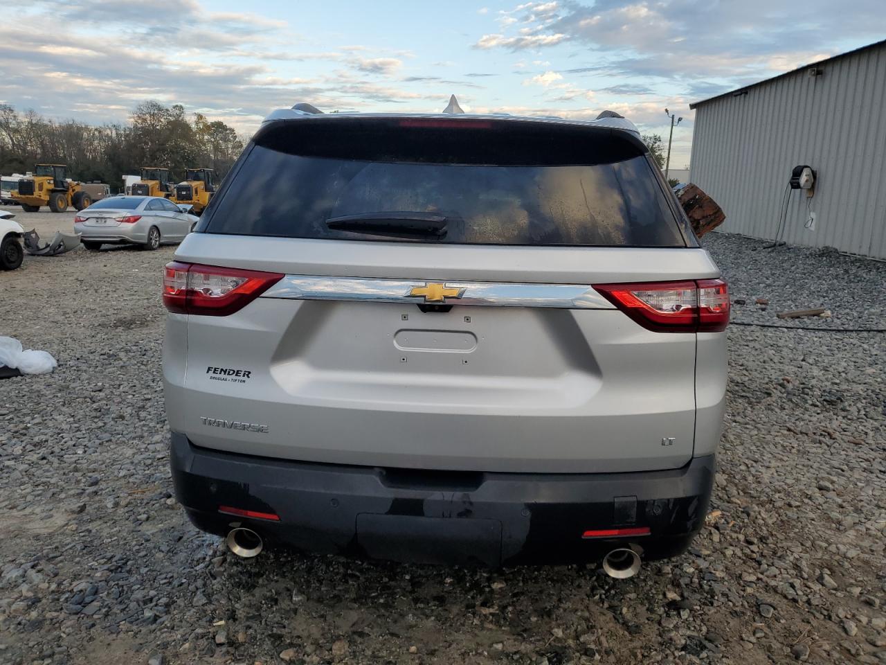 2019 Chevrolet Traverse VIN 1GNERHKW9KJ197377 Copart auction photo, all over damage thumbnail 6