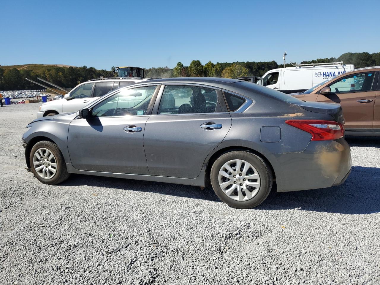 2016 Nissan Altima VIN 1N4AL3AP4GN325388 Copart auction photo, front end / minor dent/scratches damage thumbnail 2