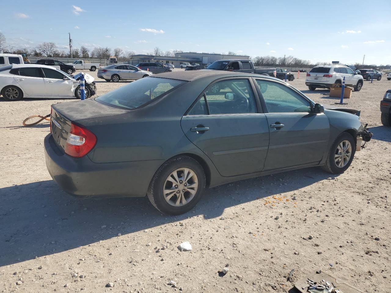 2004 Toyota Camry VIN 4T1BF30K54U079802 Copart auction photo, front end / side damage thumbnail 3