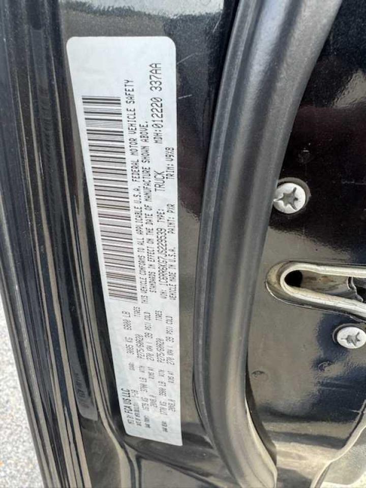 2018 RAM 1500 VIN 1C6RR6KG7JS229539 Copart auction photo, minor dent/scratches / normal wear damage thumbnail 10