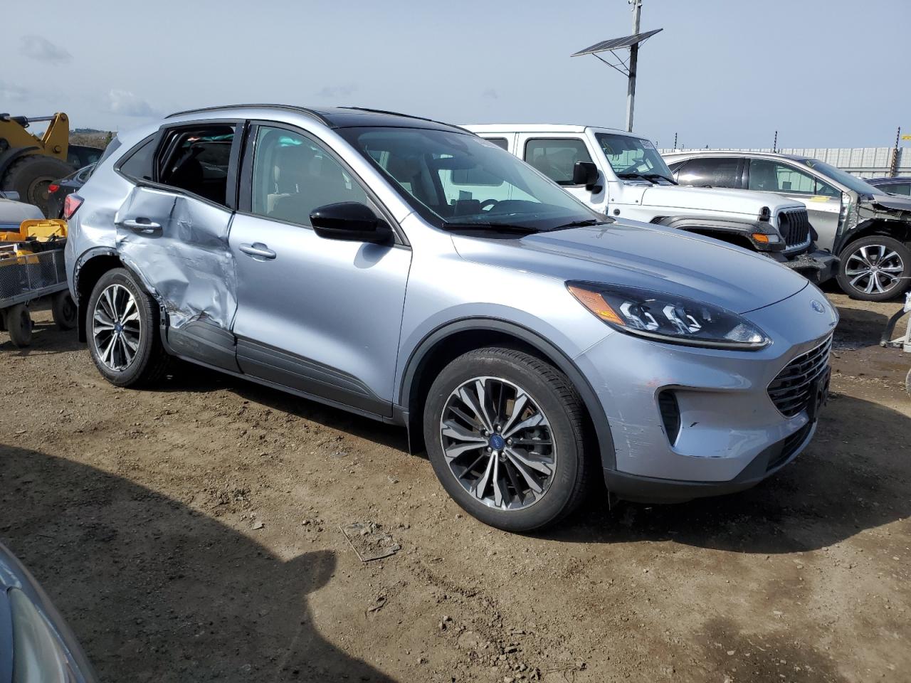 2022 Ford Escape VIN 1FMCU9G64NUB21674 Copart auction photo, side damage thumbnail 4