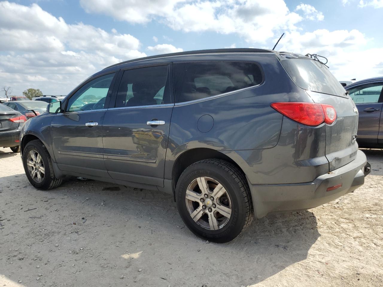 2010 Chevrolet Traverse VIN 1GNLVGED5AS119095 Copart auction photo, front end / minor dent/scratches damage thumbnail 2