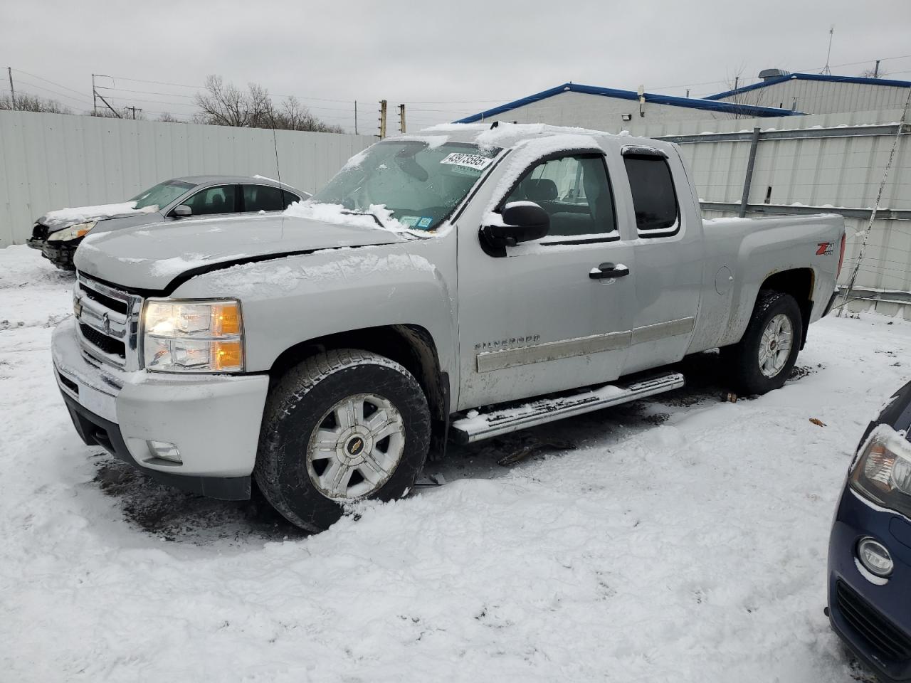2011 Chevrolet Silverado VIN 1GCRKSE38BZ307057