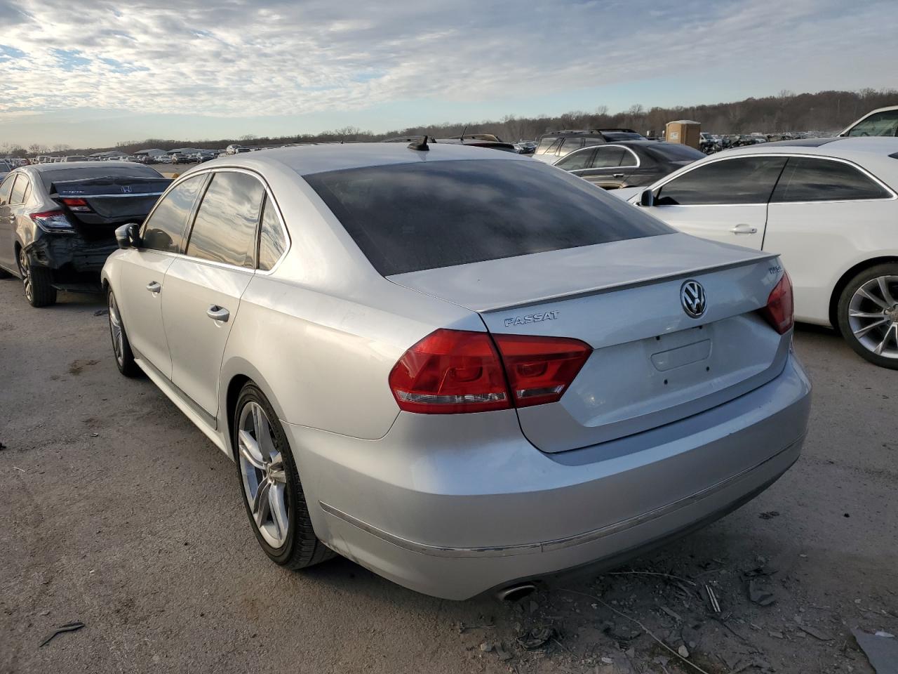 2014 Volkswagen Passat VIN 1VWCN7A31EC108341 Copart auction photo, front end damage thumbnail 2
