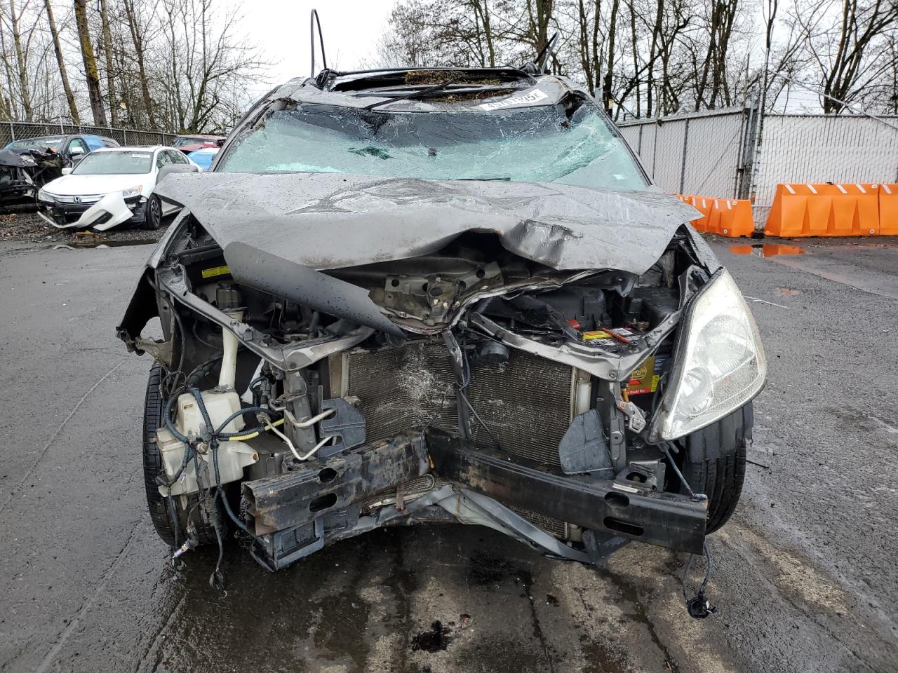 2004 Toyota Sienna VIN 5TDZA22C74S088541 Copart auction photo, front end / all over damage thumbnail 5