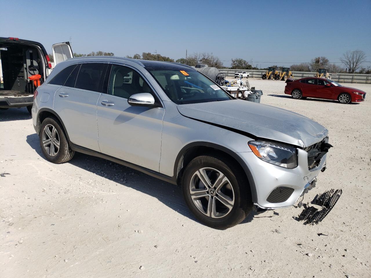 2019 Mercedes-Benz GLC VIN WDC0G4KB3KV140397 Copart auction photo, front end damage thumbnail 4