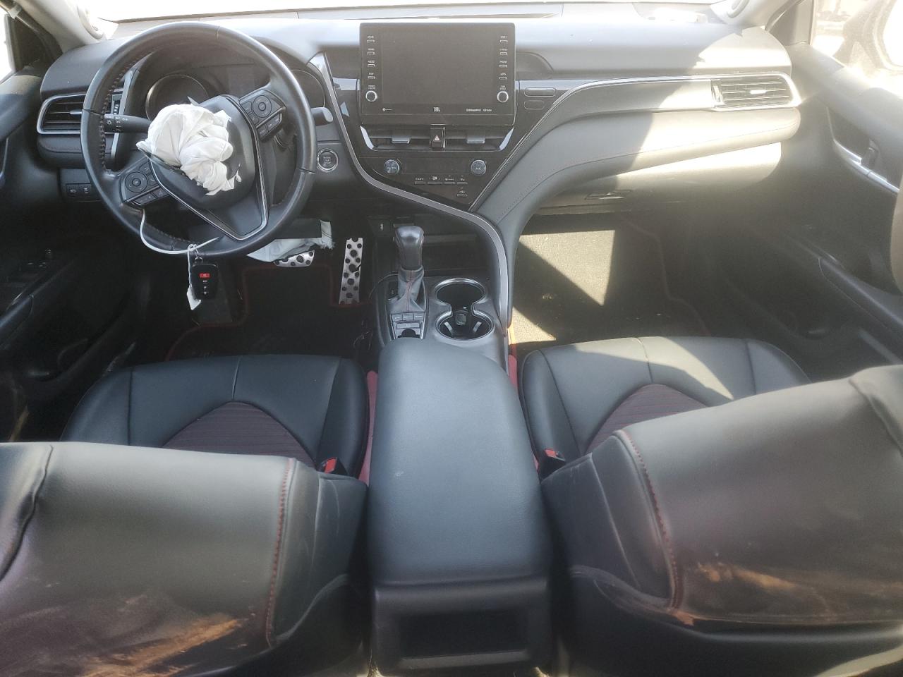 2021 Toyota Camry VIN 4T1KZ1AK9MU052841 Copart auction photo, front end / minor dent/scratches damage thumbnail 8