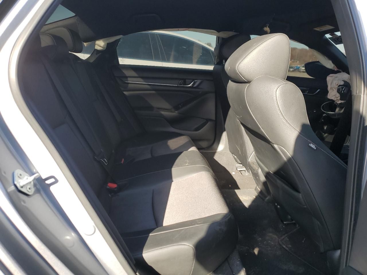 2022 Honda Accord VIN 1HGCV1F35NA074961 Copart auction photo, front end / side damage thumbnail 11