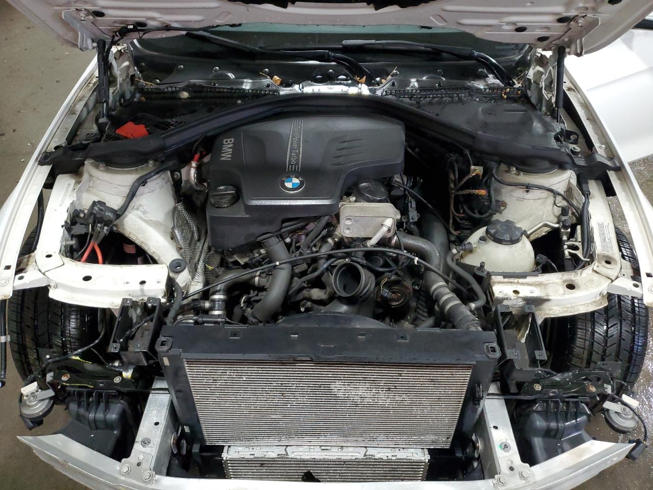 2013 BMW 3er VIN WBA3B5G56DNS02935 Copart auction photo, front end damage thumbnail 12