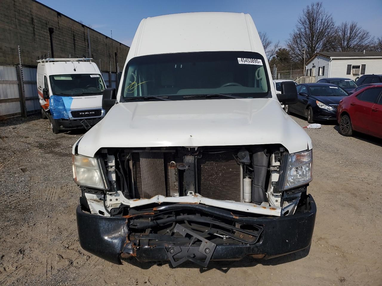 2018 Nissan NV VIN 1N6BF0LY1JN809954 Copart auction photo, front end / minor dent/scratches damage thumbnail 5