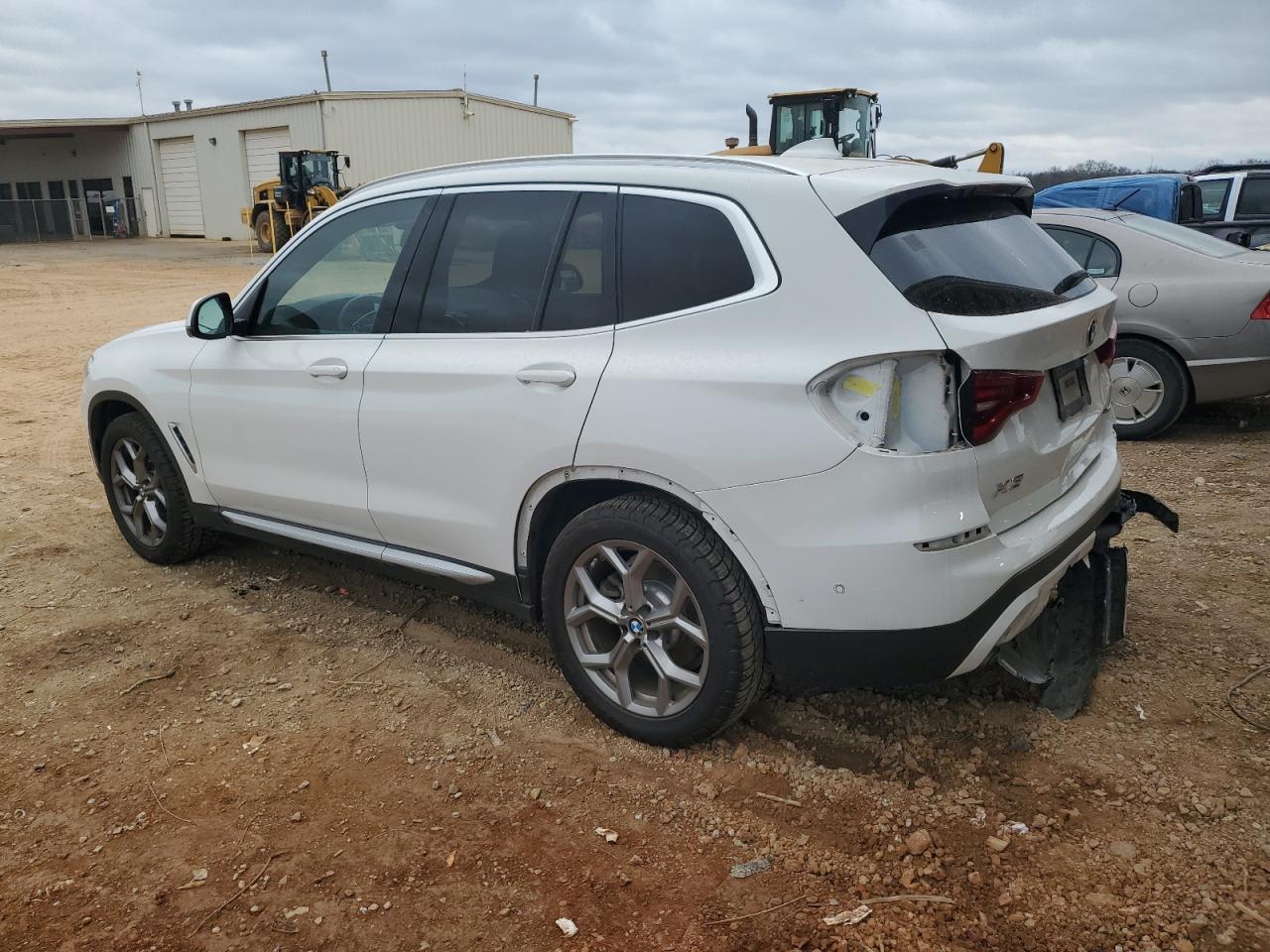 2020 BMW X3 VIN 5UXTY3C0XL9D69968 Copart auction photo, undercarriage / rear end damage thumbnail 2