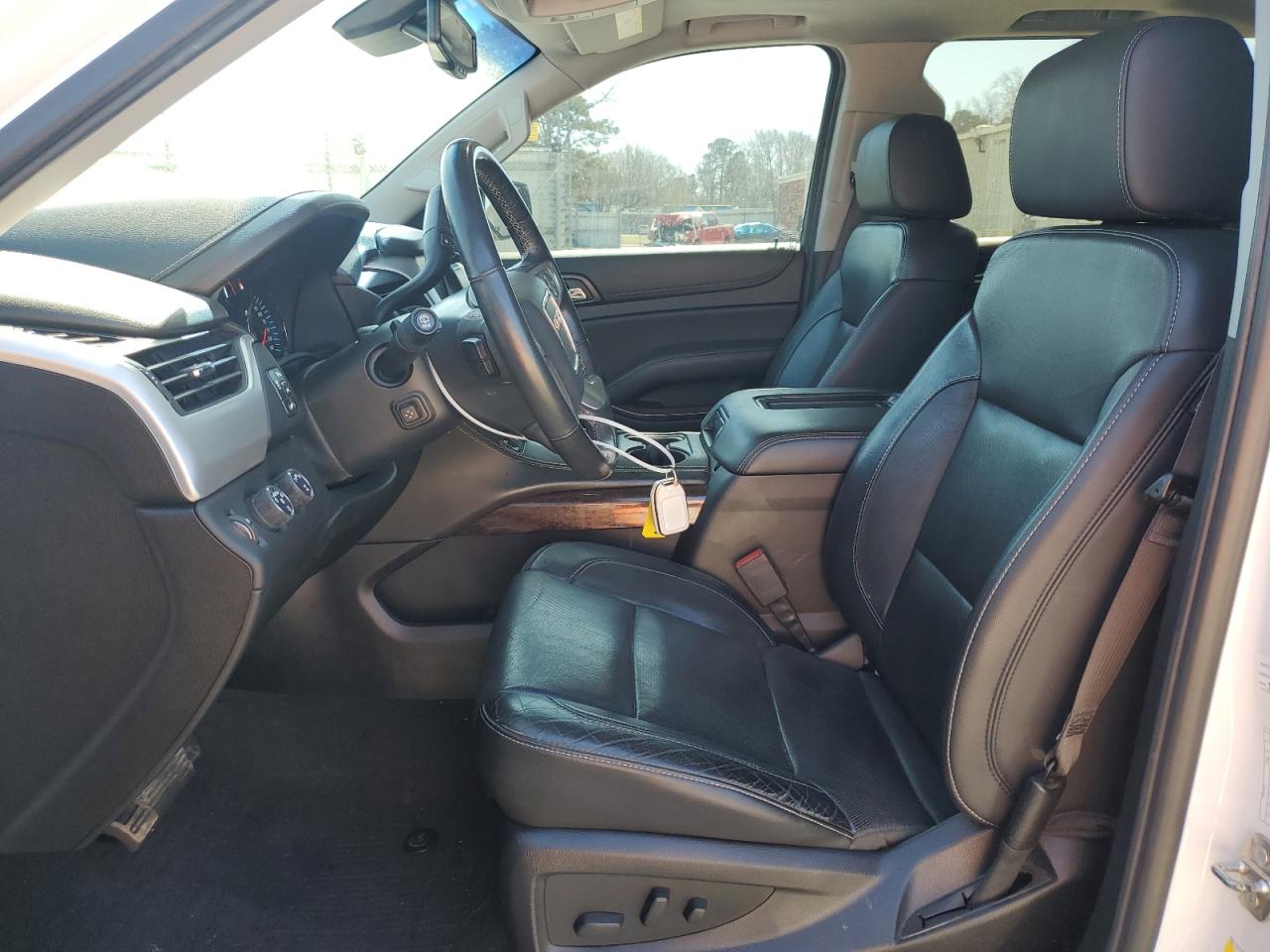 2019 GMC Yukon VIN 1GKS2GKC3KR359669 Copart auction photo, front end / minor dent/scratches damage thumbnail 7