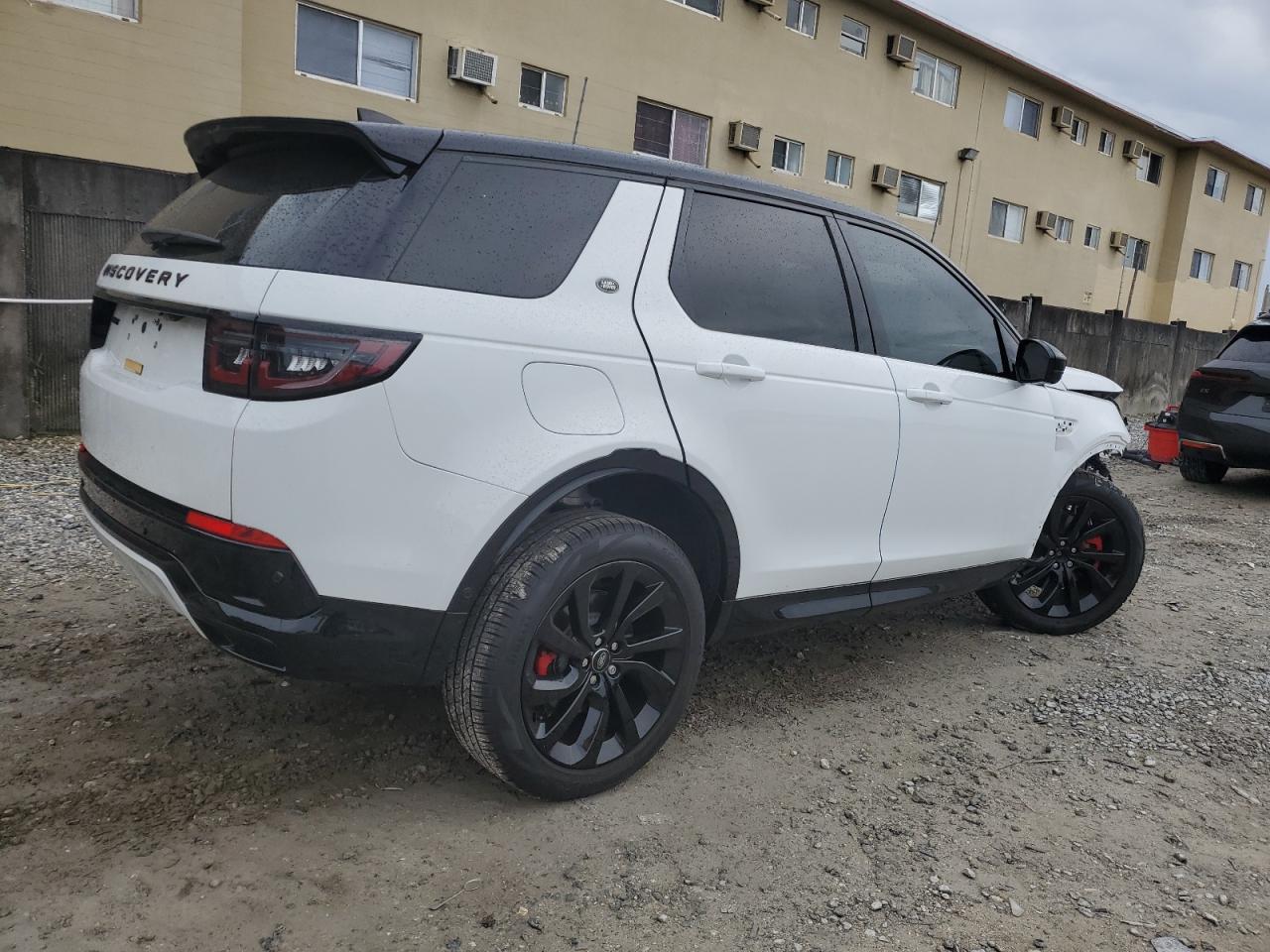 2024 Land Rover Discovery VIN SALCL2FX8RH344591 Copart auction photo, front end damage thumbnail 3