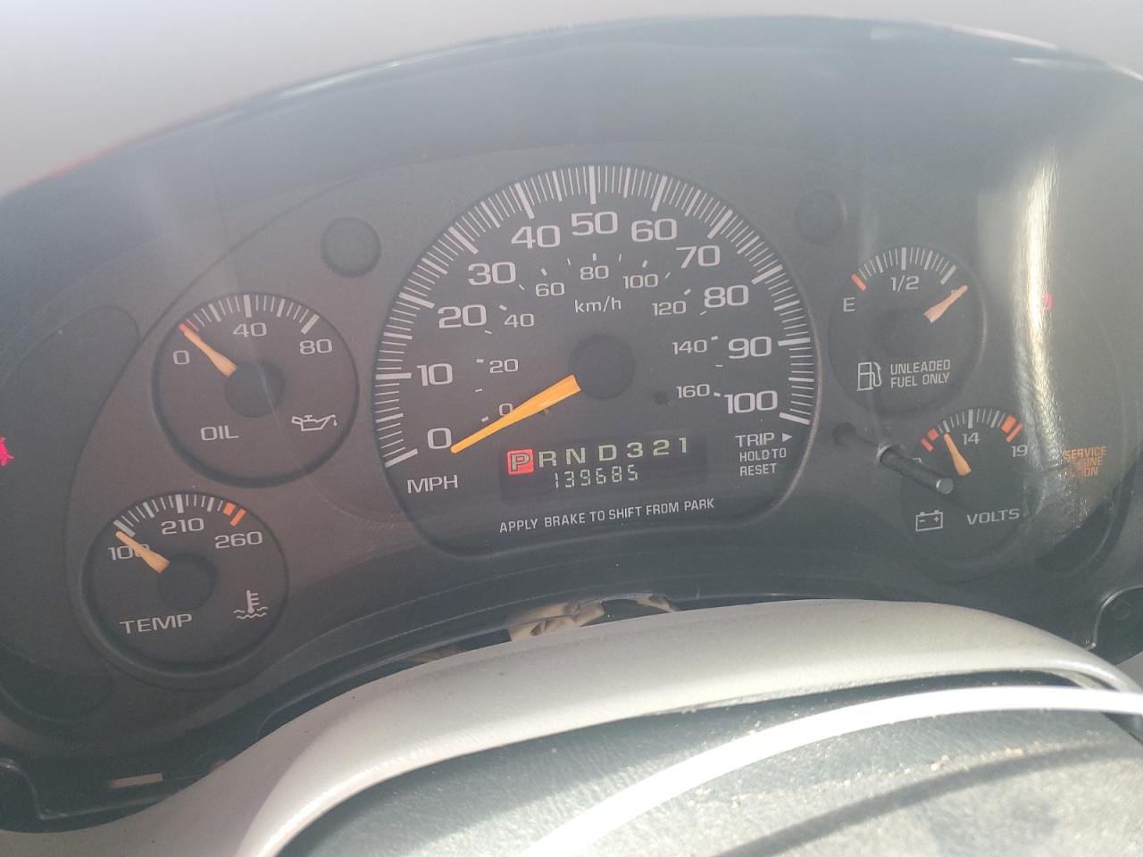 2000 Chevrolet Astro VIN 1GBDM19W6YB176154 Copart auction photo, all over damage thumbnail 9