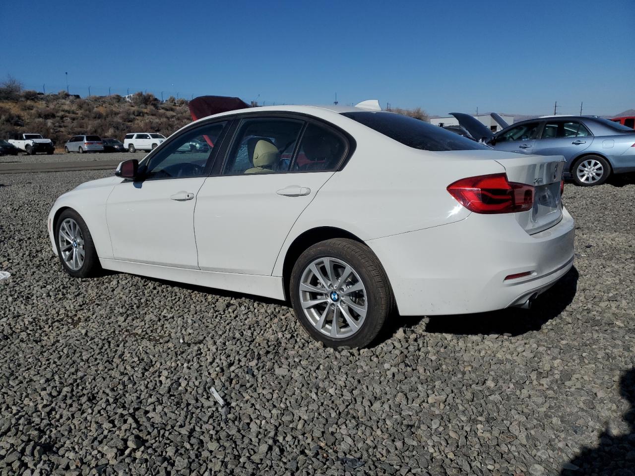 2018 BMW 3er VIN WBA8A3C50JA494572 Copart auction photo, front end / side damage thumbnail 2