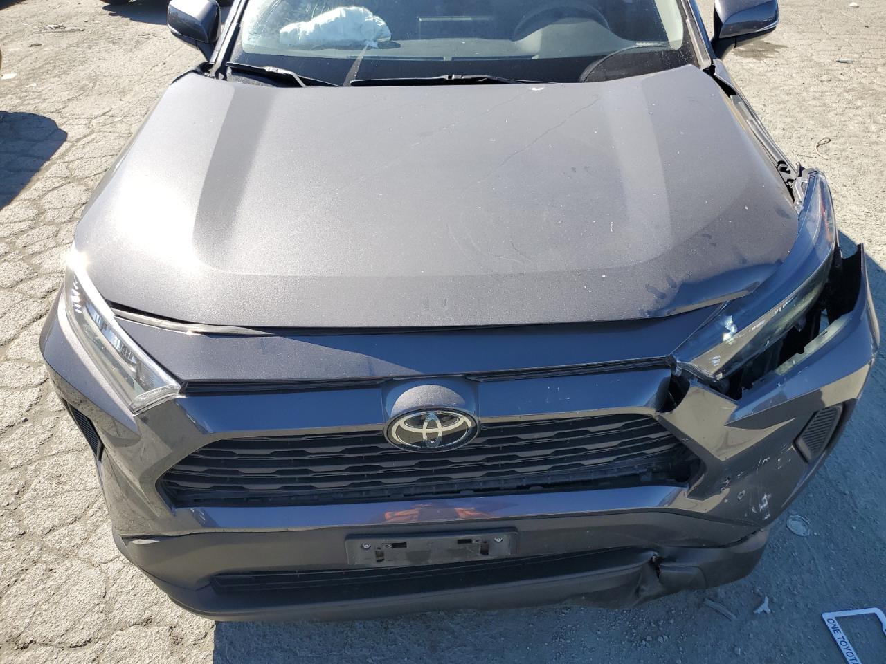 2019 Toyota RAV 4 VIN 2T3K1RFV6KW033354 Copart auction photo, front end damage thumbnail 12