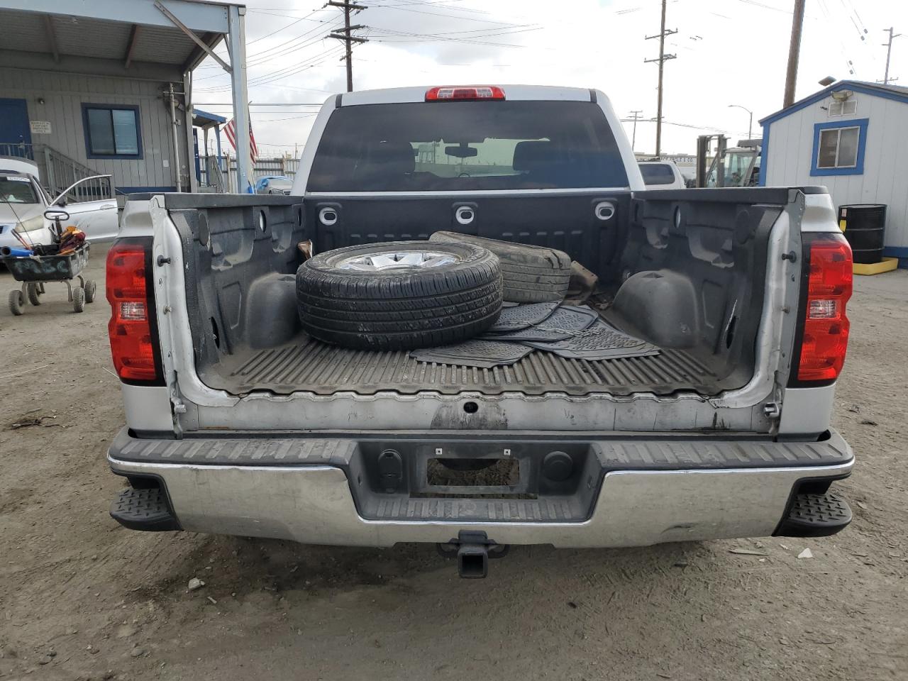 2015 Chevrolet Silverado VIN 3GCPCREC1FG512416 Copart auction photo, front end / rear end damage thumbnail 6
