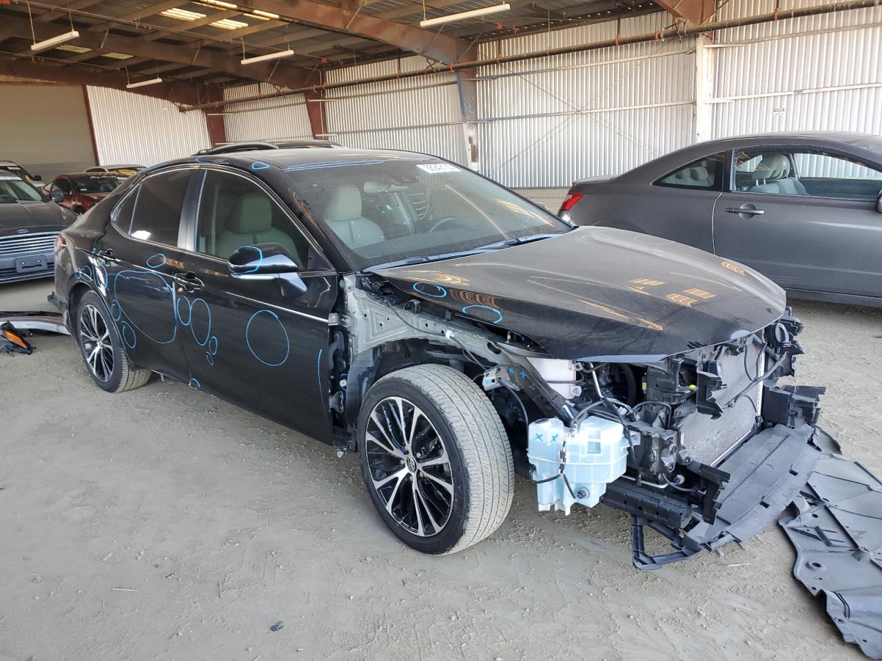 2018 Toyota Camry VIN JTNB11HKXJ3005820 Copart auction photo, front end / side damage thumbnail 4