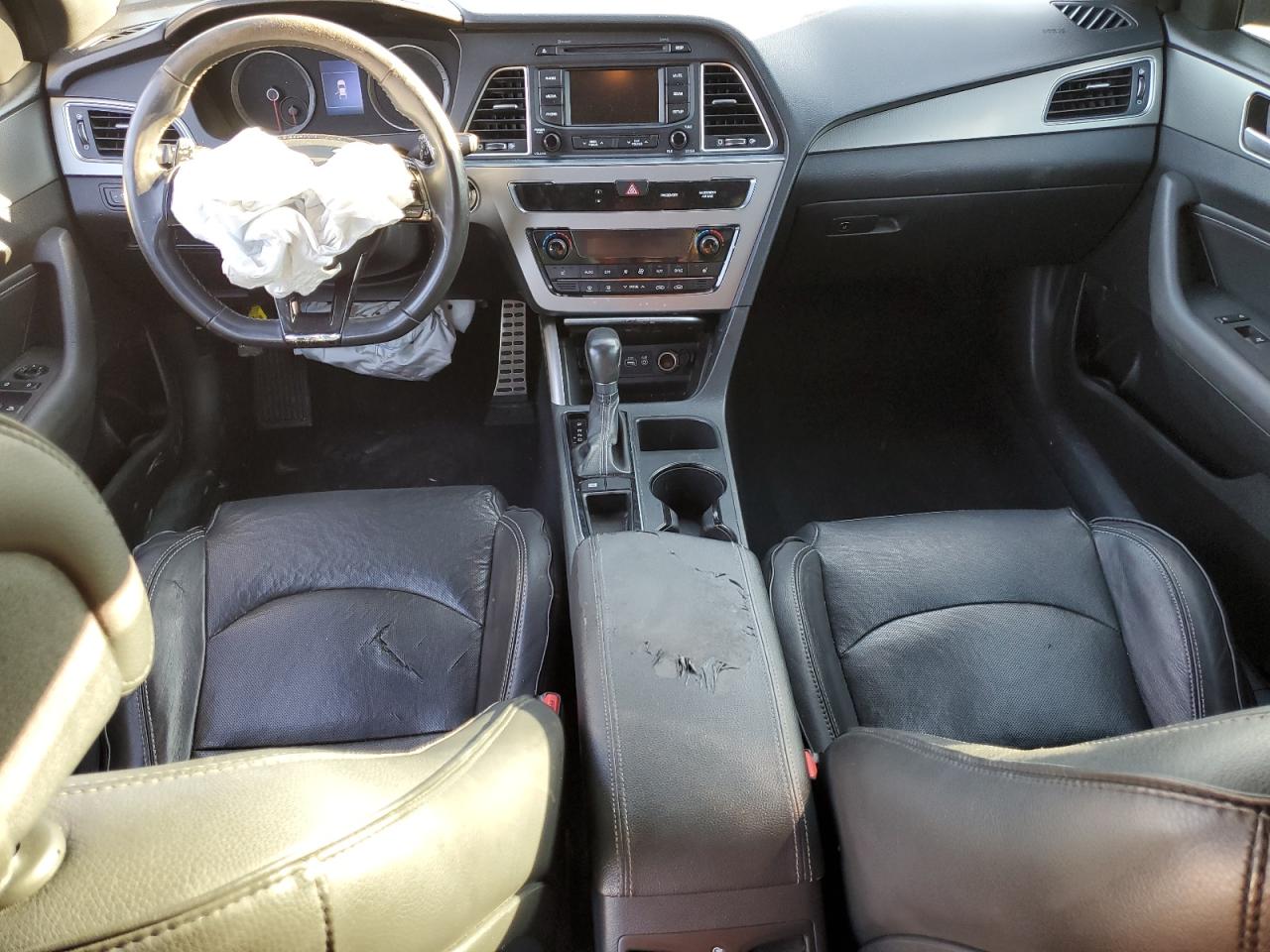 2015 Hyundai Sonata VIN 5NPE34AB5FH209332 Copart auction photo, front end / minor dent/scratches damage thumbnail 8