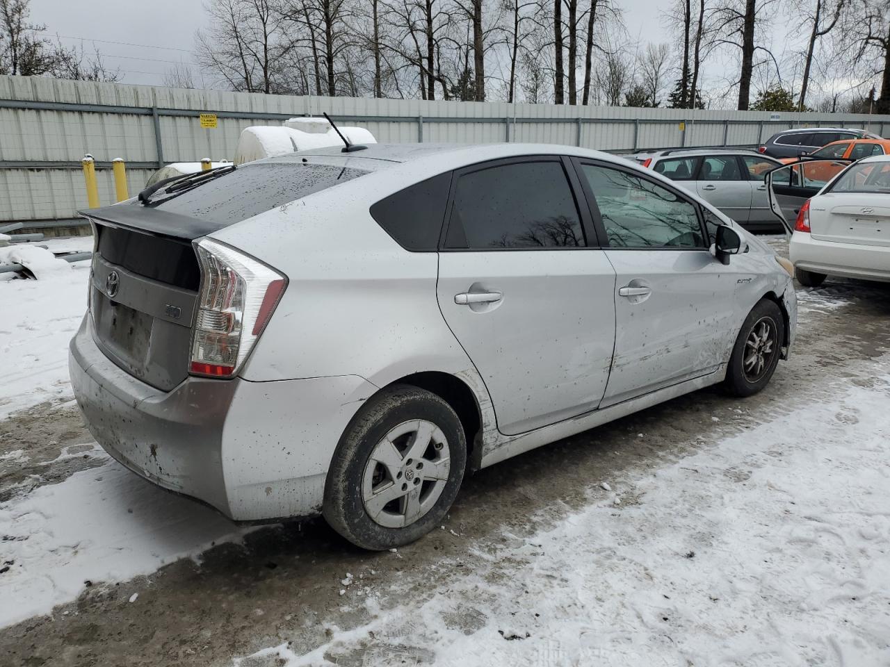 2010 Toyota Prius VIN JTDKN3DU7A0120856 Copart auction photo, vandalism / front end damage thumbnail 3