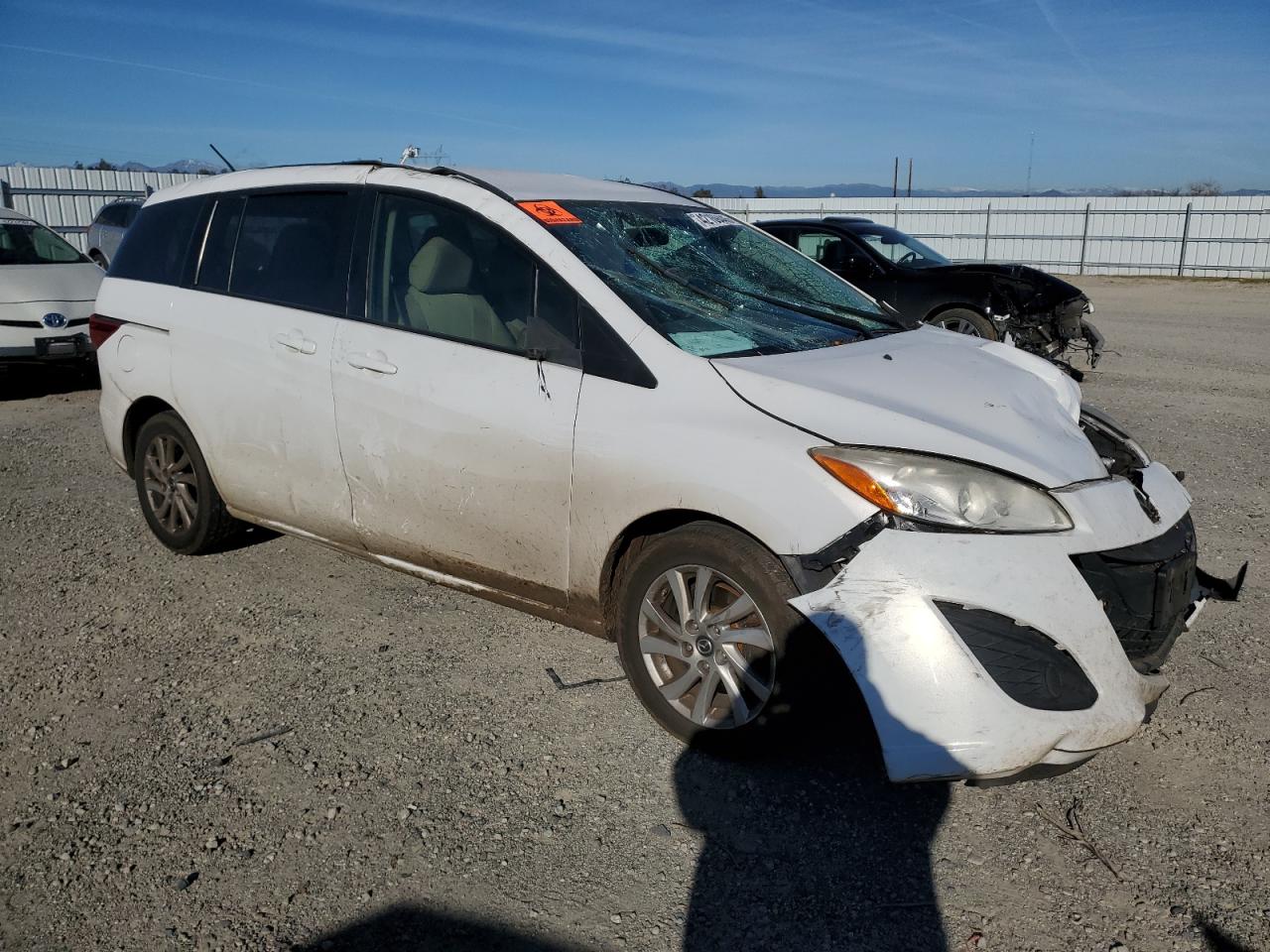 2013 Mazda 5 VIN JM1CW2BL0D0156737 Copart auction photo, front end / top/roof damage thumbnail 4