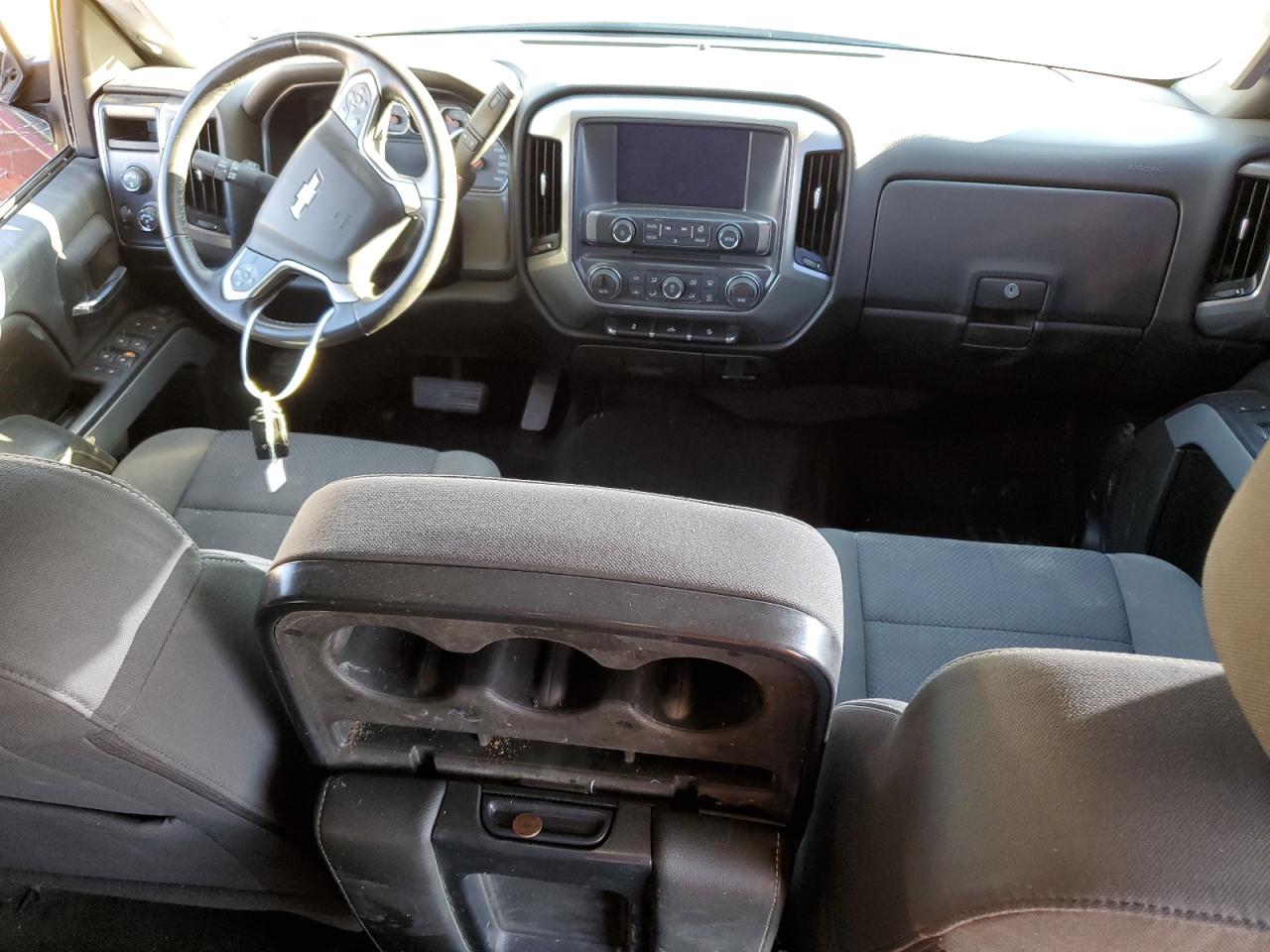 2017 Chevrolet Silverado VIN 3GCUKRECXHG340931 Copart auction photo, side / front end damage thumbnail 8