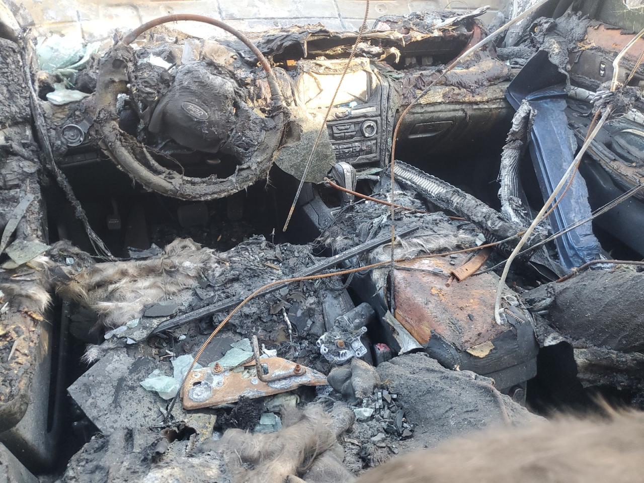 2017 Ford Explorer VIN 1FM5K8D89HGB38245 Copart auction photo, burn damage thumbnail 8