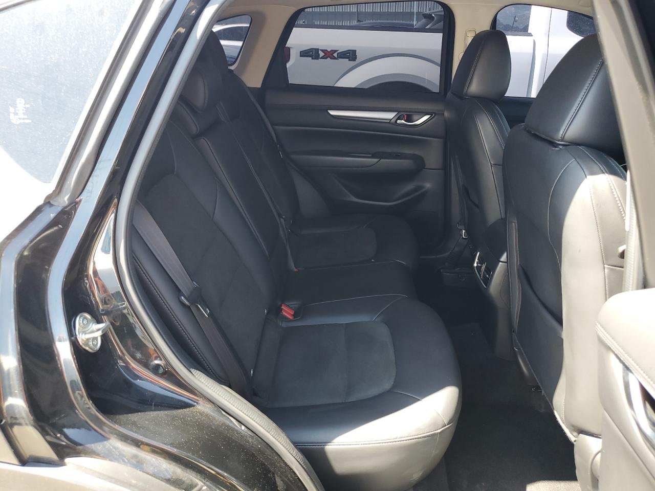 2019 Mazda CX-5 VIN JM3KFBCM7K0569732 Copart auction photo, hail / minor dent/scratches damage thumbnail 11