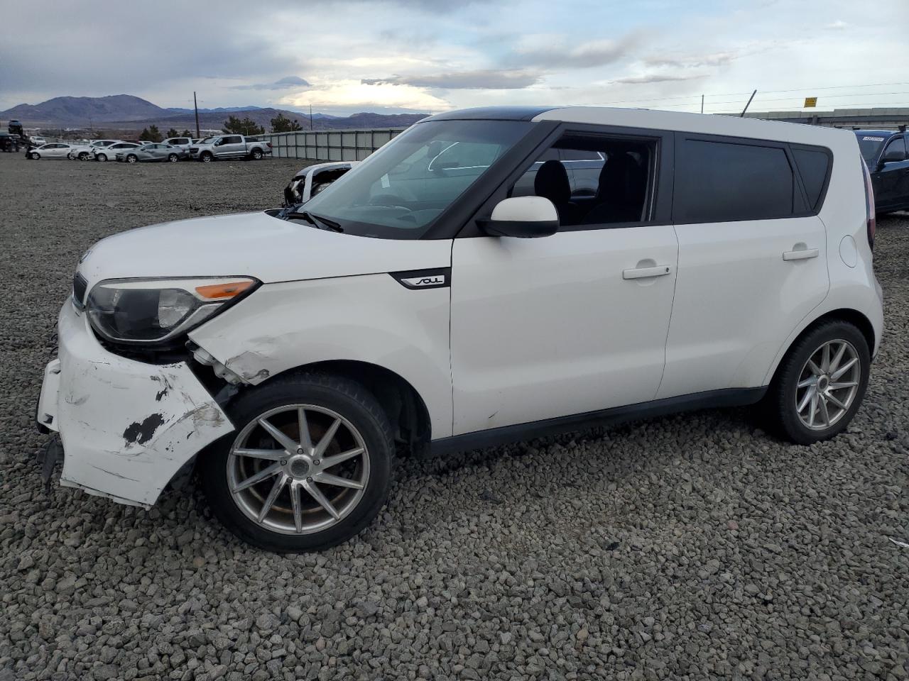 2015 KIA Soul VIN KNDJN2A27F7132013