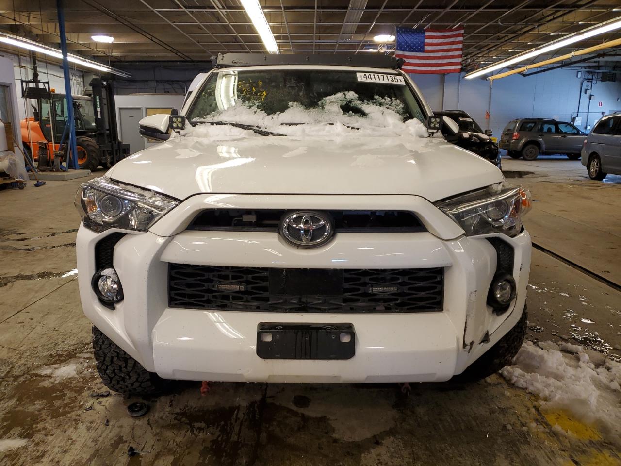 2020 Toyota 4Runner VIN JTEBU5JRXL5748135 Copart auction photo, rear end / front end damage thumbnail 5