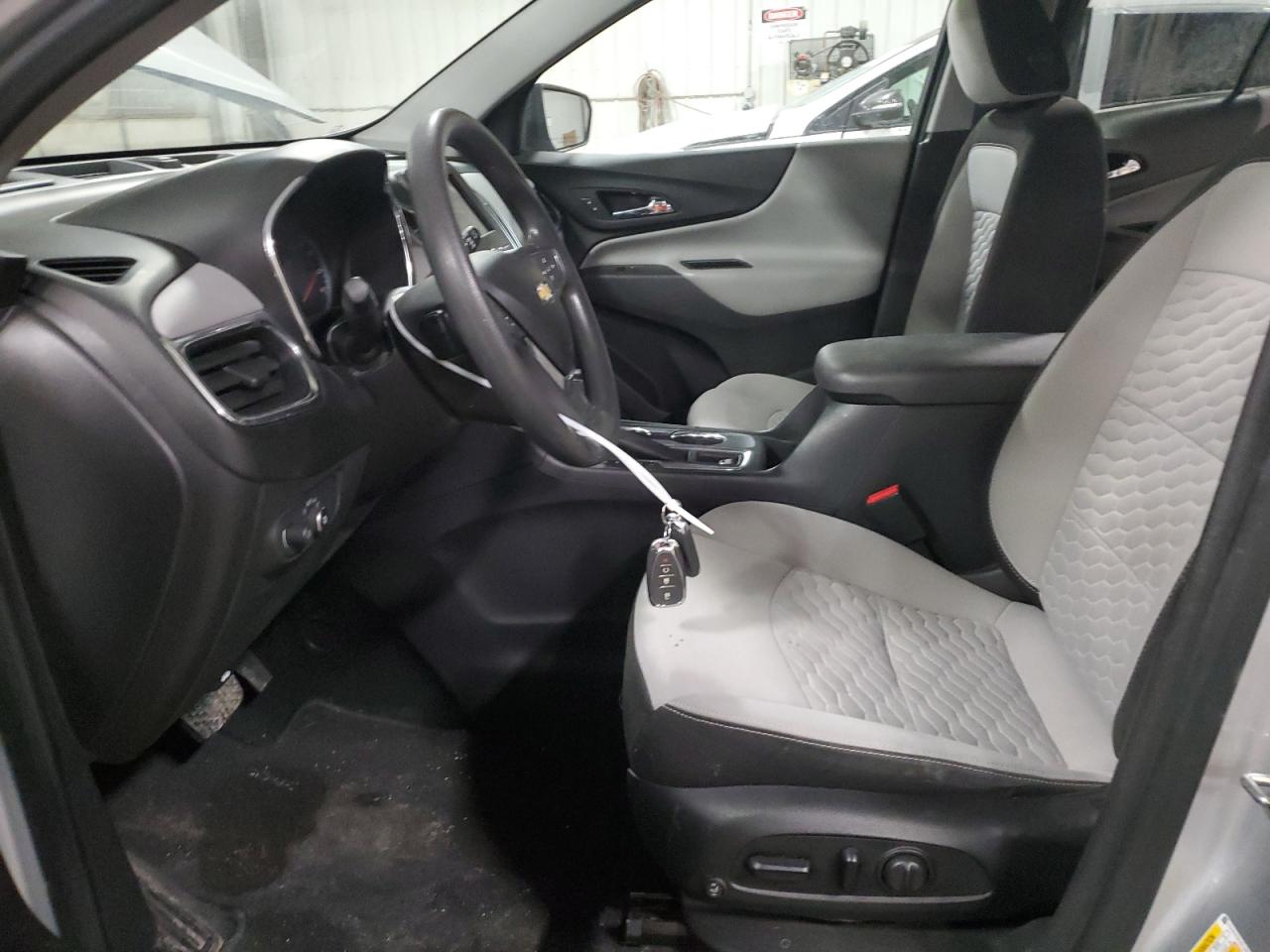 2020 Chevrolet Equinox VIN 3GNAXSEV8LS650182 Copart auction photo, front end / rear end damage thumbnail 7