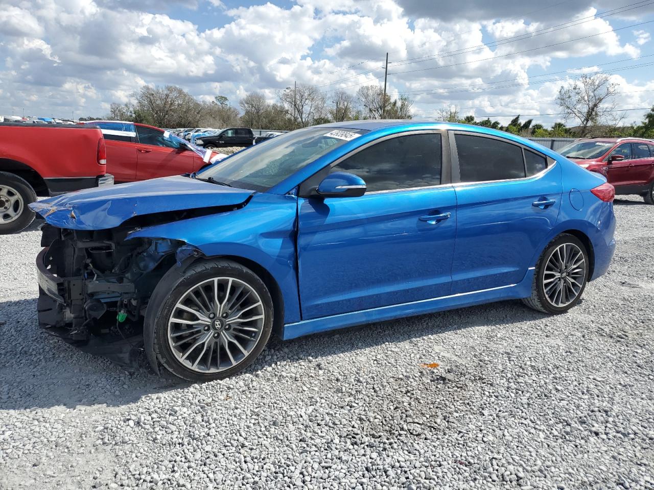 2018 Hyundai Elantra VIN KMHD04LB9JU637187