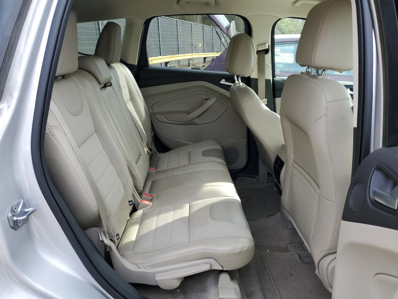 2016 Ford Escape VIN 1FMCU0GX3GUB20488 Copart auction photo, front end damage thumbnail 11