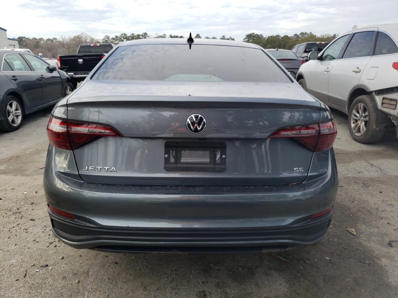 2024 Volkswagen Jetta VIN 3VWEM7BU5RM060950 Copart auction photo, front end / side damage thumbnail 6
