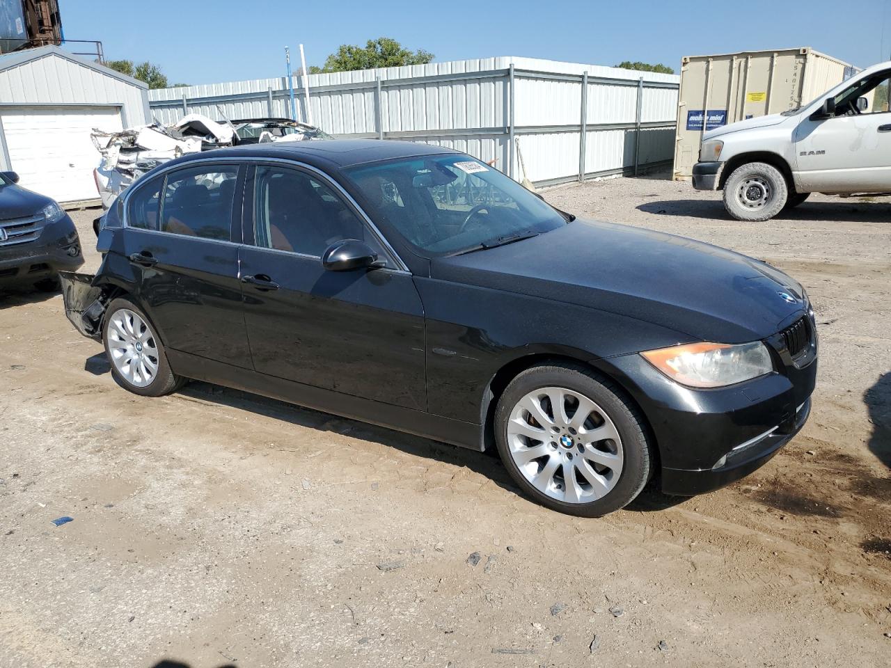2007 BMW 3er VIN WBAVB73507VF53664 Copart auction photo, rear end damage thumbnail 4