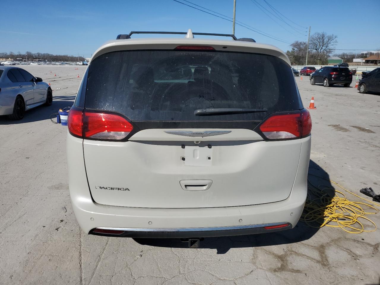 2017 Chrysler Pacifica VIN 2C4RC1BG9HR609930 Copart auction photo, front end damage thumbnail 6