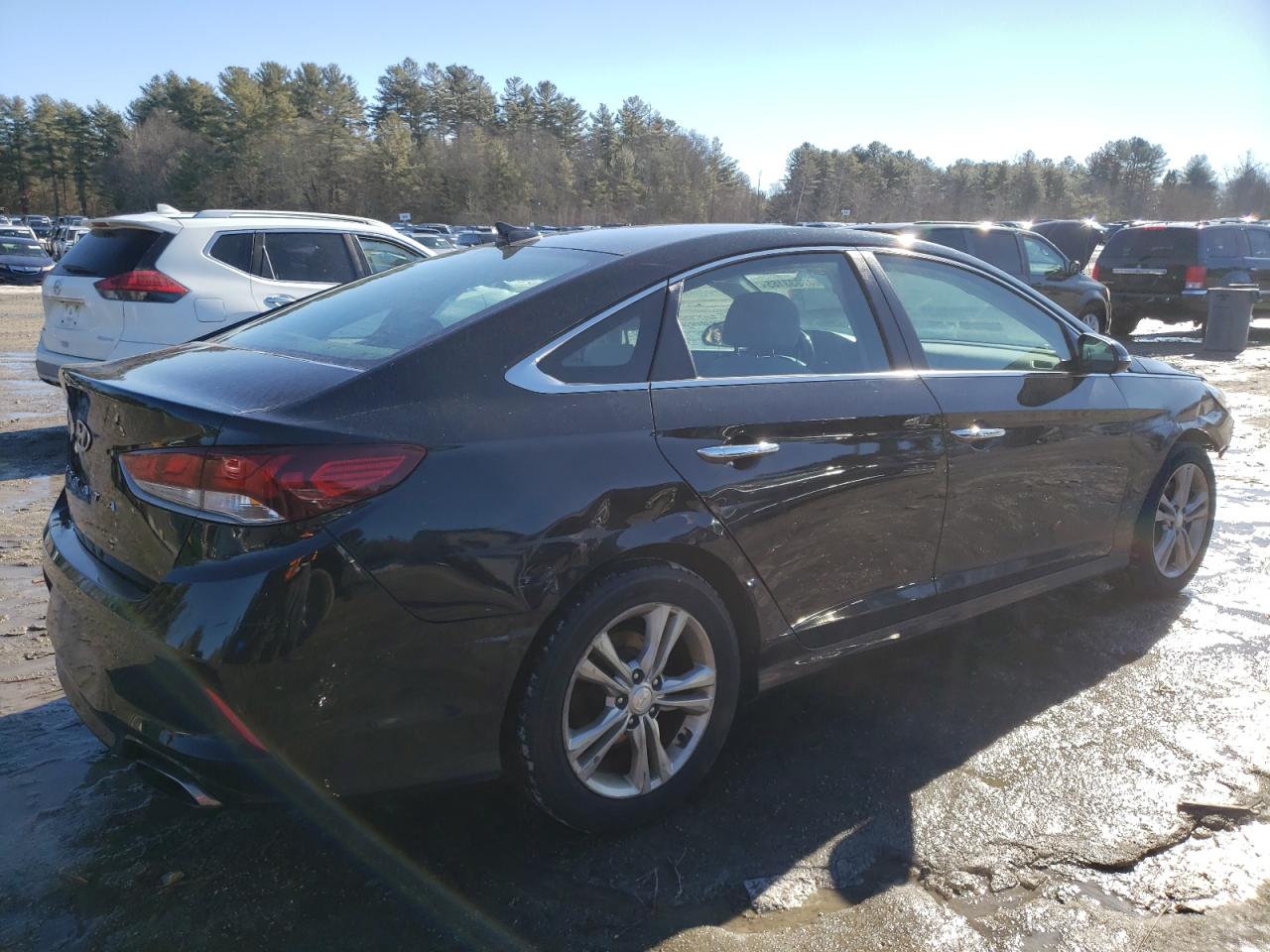 2018 Hyundai Sonata VIN 5NPE34AF2JH612471 Copart auction photo, front end / side damage thumbnail 3