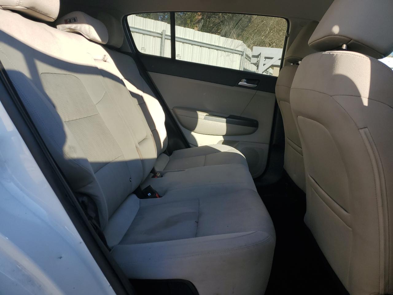 2020 KIA Sportage VIN KNDPM3AC0L7724232 Copart auction photo, front end / minor dent/scratches damage thumbnail 11