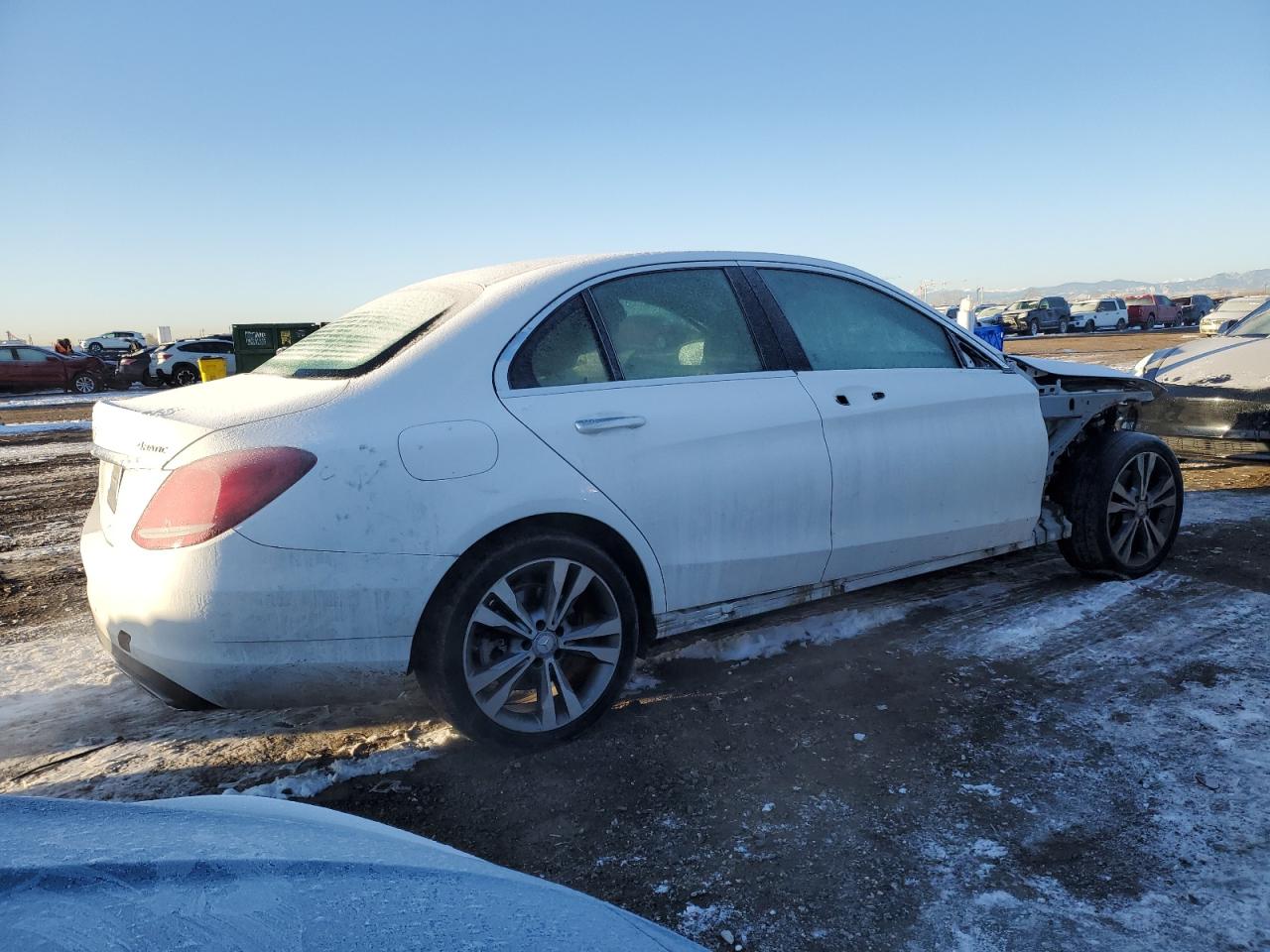 2015 Mercedes-Benz C-klasse VIN 55SWF4KB8FU003025 Copart auction photo, front end / undercarriage damage thumbnail 3