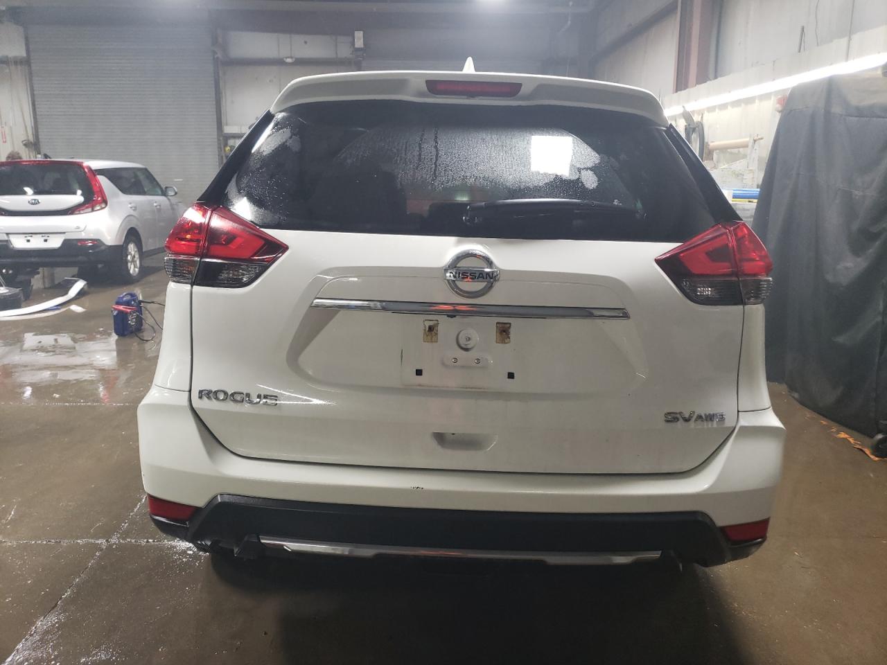 2017 Nissan Rogue VIN 5N1AT2MV0HC846390 Copart auction photo, front end damage thumbnail 6