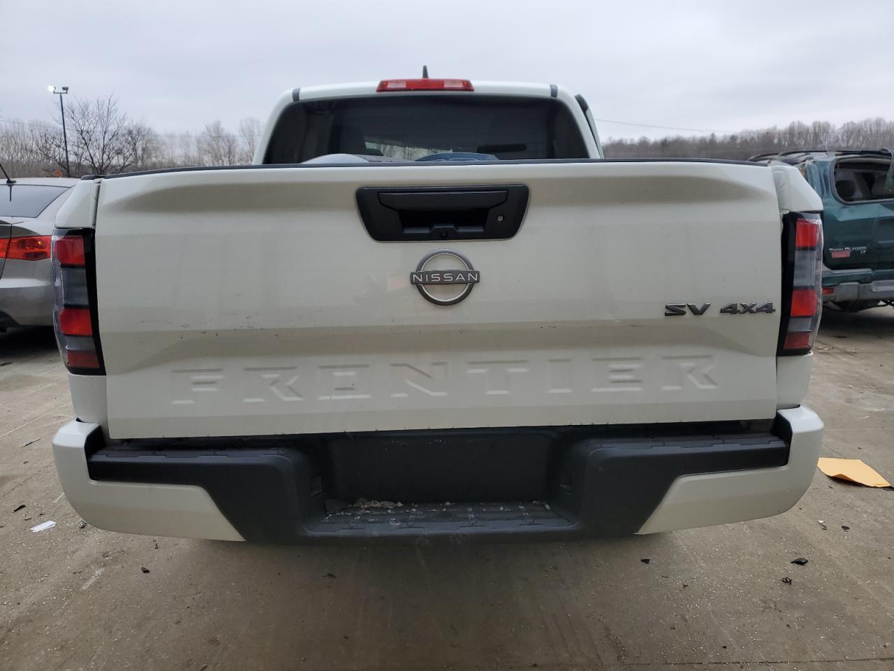 2024 Nissan Navara (Frontier) VIN 1N6ED1EK6RN657263 Copart auction photo, all over / rollover damage thumbnail 6