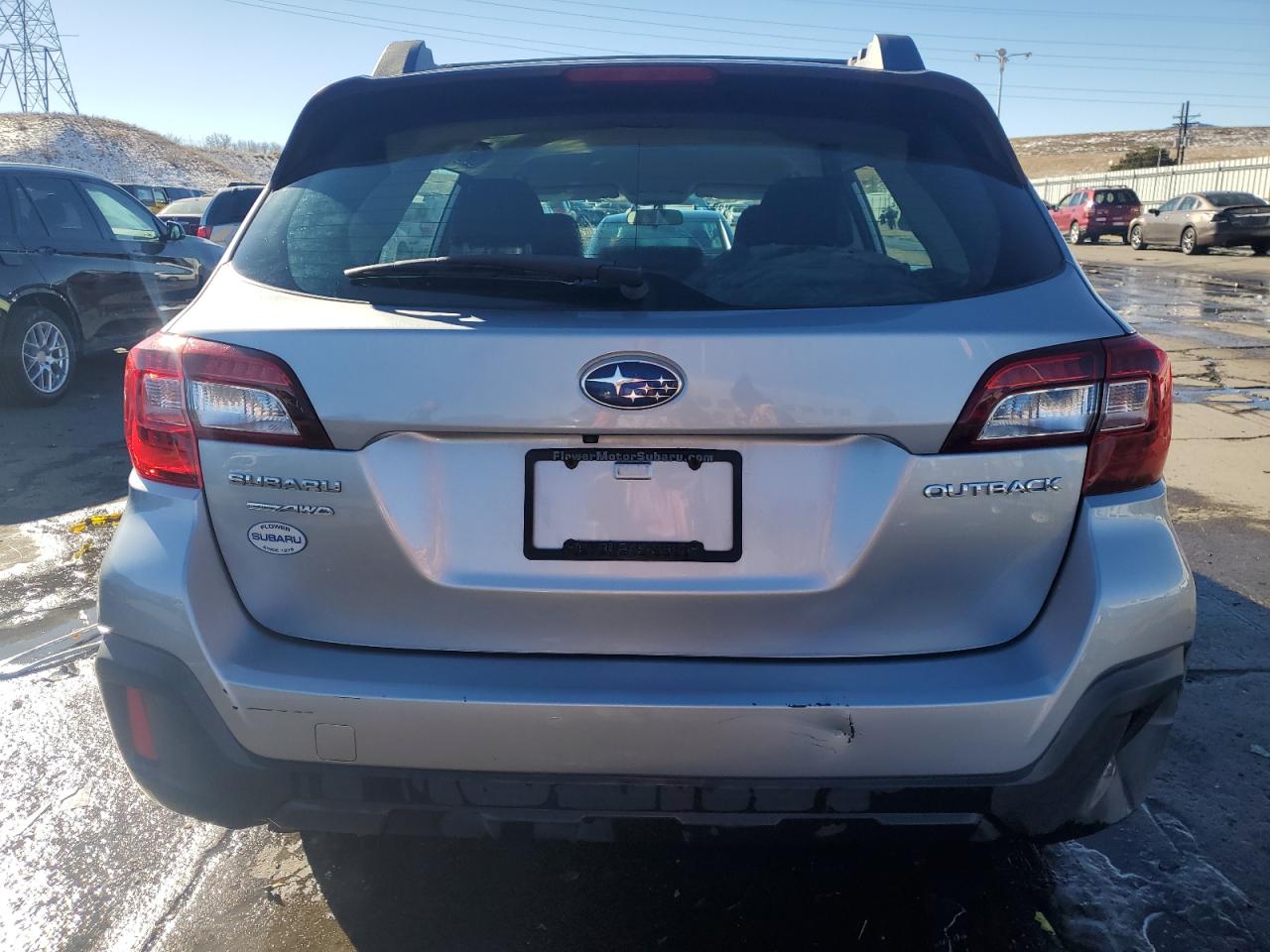2018 Subaru Outback VIN 4S4BSAAC0J3240484 Copart auction photo, front end / side damage thumbnail 6