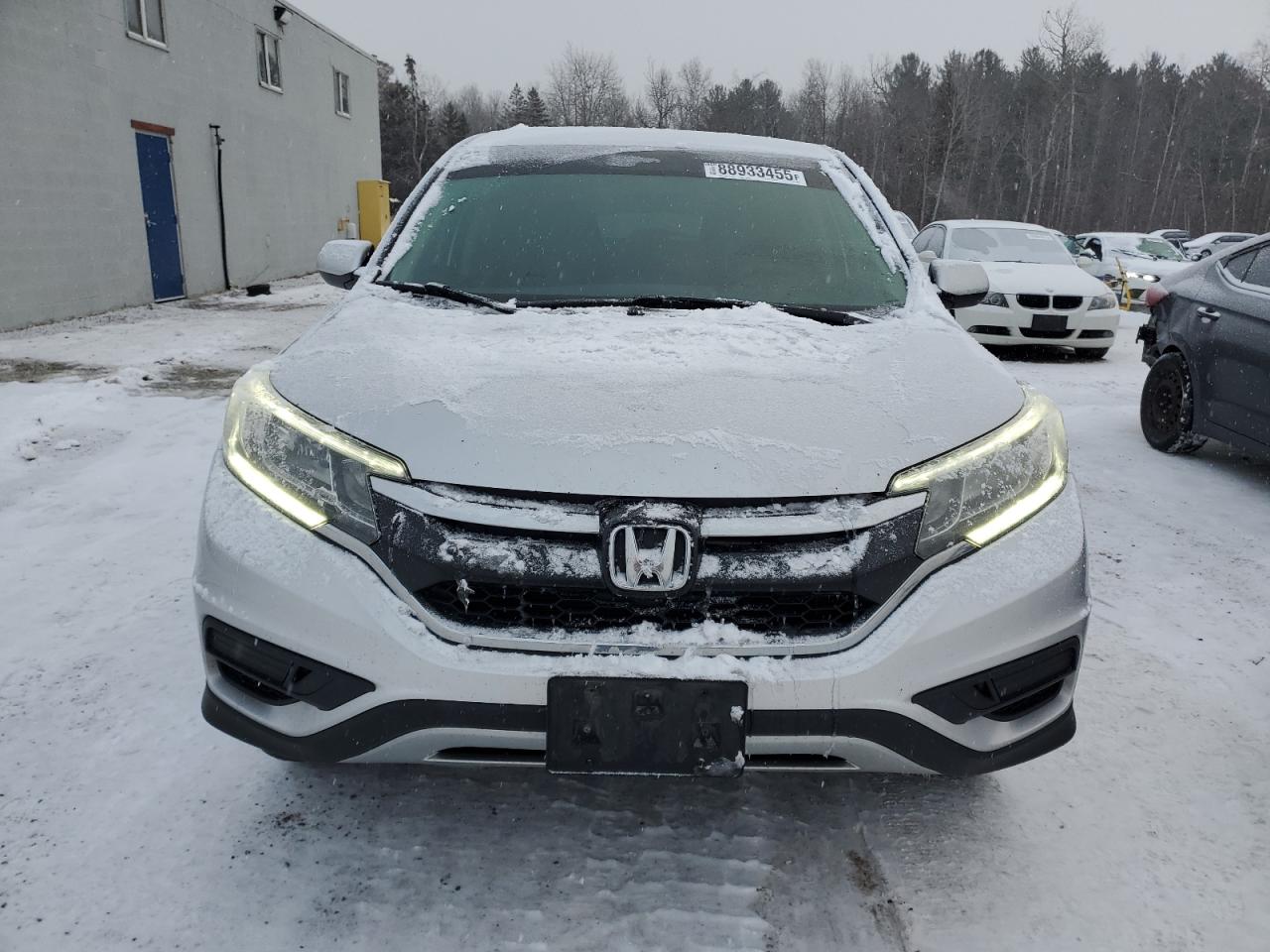 2015 Honda CR-V VIN 2HKRM4H49FH100040 Copart auction photo, normal wear / minor dent/scratches damage thumbnail 5