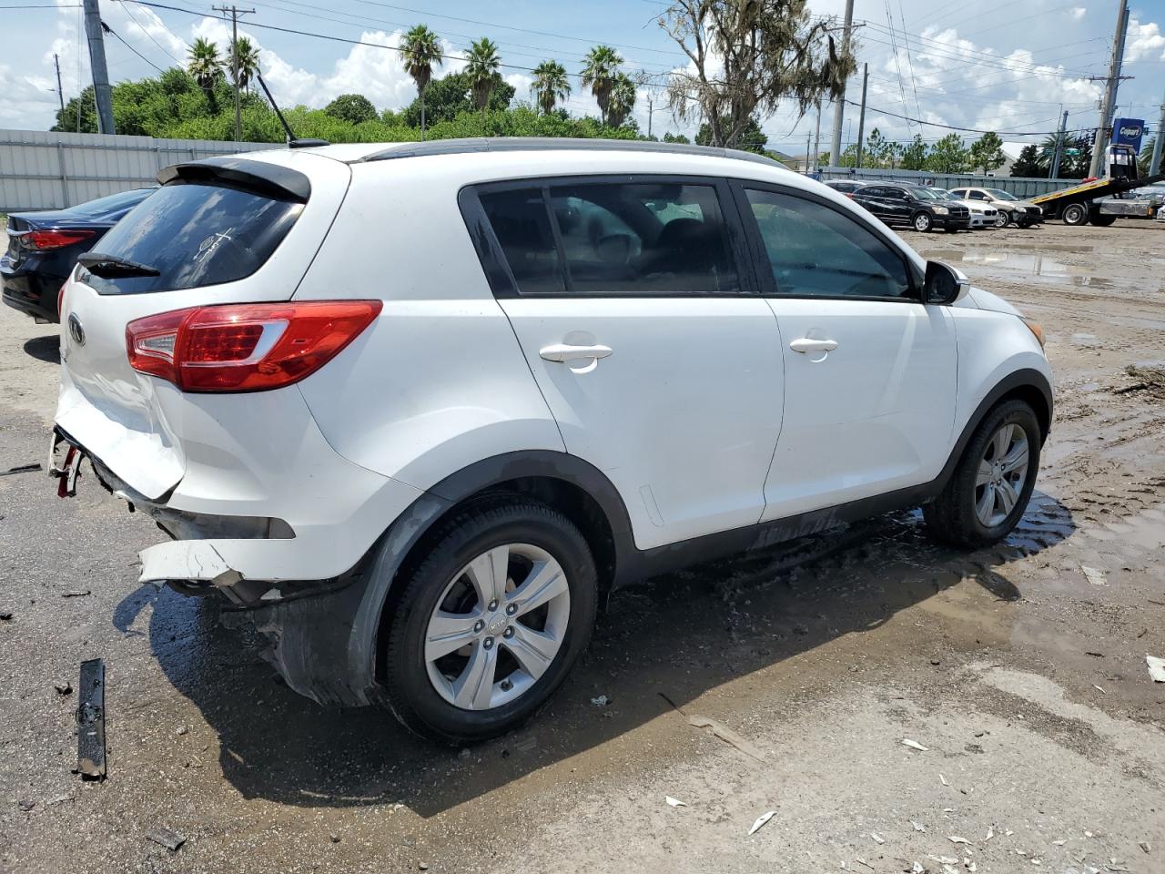 2013 KIA Sportage VIN KNDPB3A22D7371829 Copart auction photo, front end / rear end damage thumbnail 3