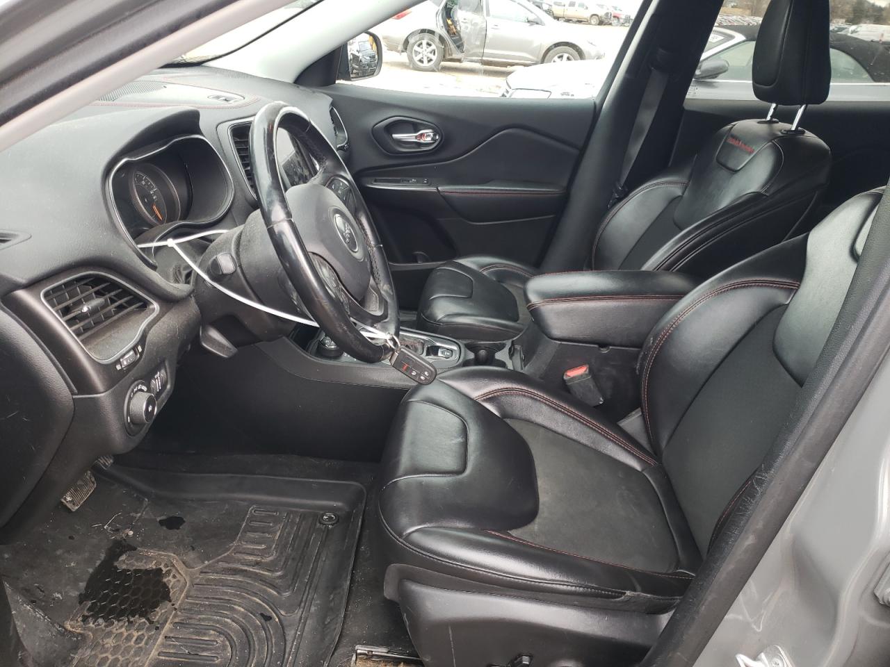 2019 Jeep Cherokee VIN 1C4PJMBX7KD471426 Copart auction photo, hail / rear end damage thumbnail 7