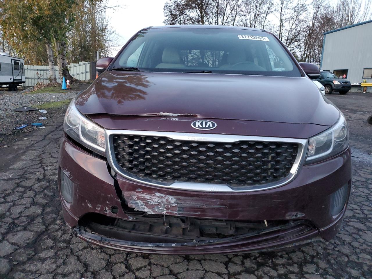 2016 KIA Sedona VIN KNDMB5C10G6163560 Copart auction photo, front end damage thumbnail 5