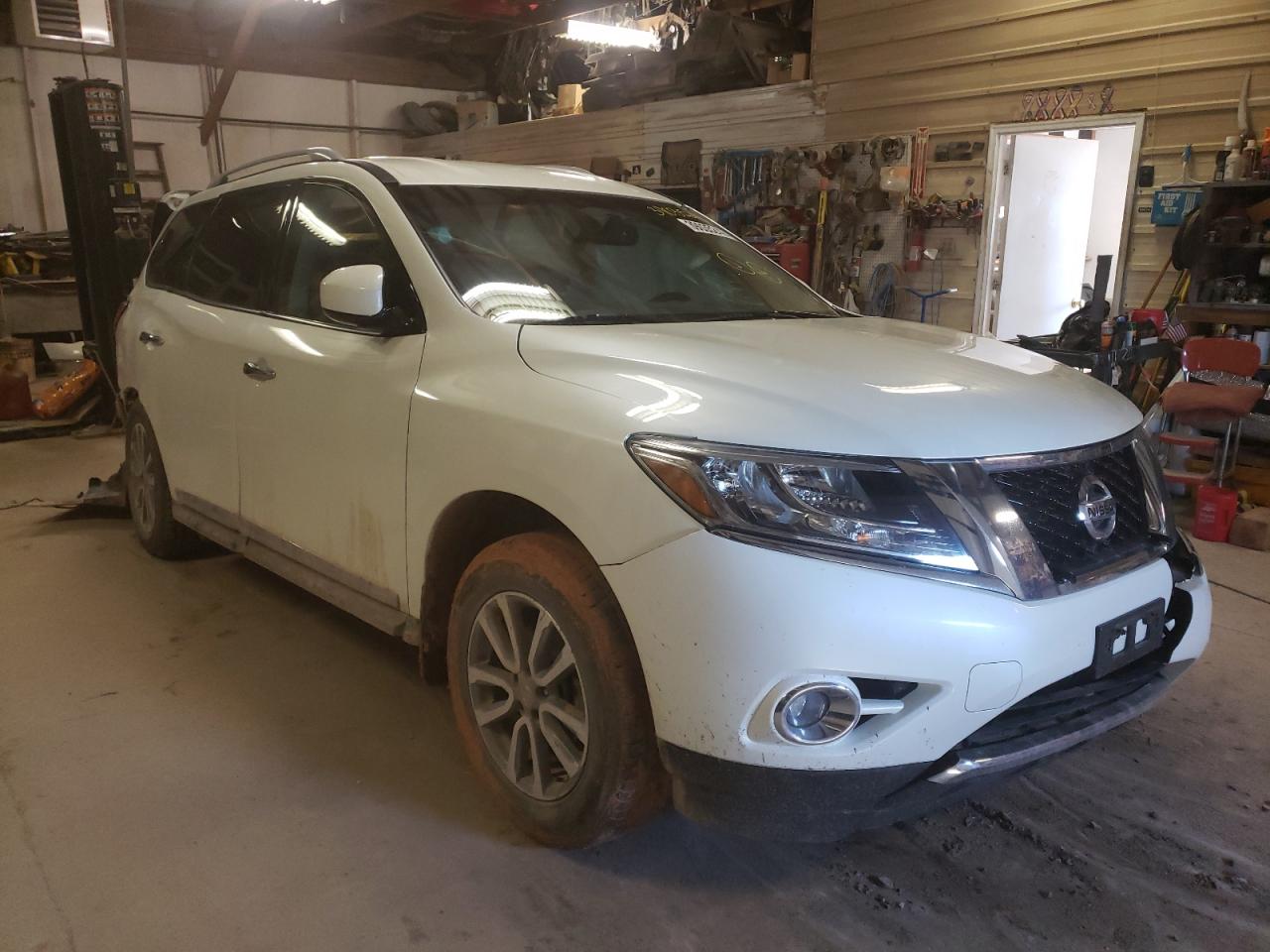 2015 Nissan Pathfinder VIN 5N1AR2MMXFC607643