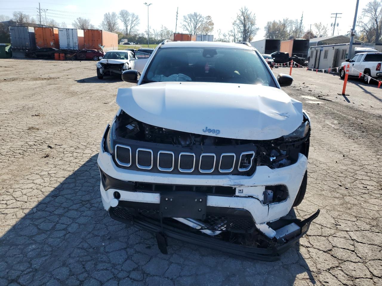 2022 Jeep Compass VIN 3C4NJDBB8NT155351 Copart auction photo, front end damage thumbnail 5
