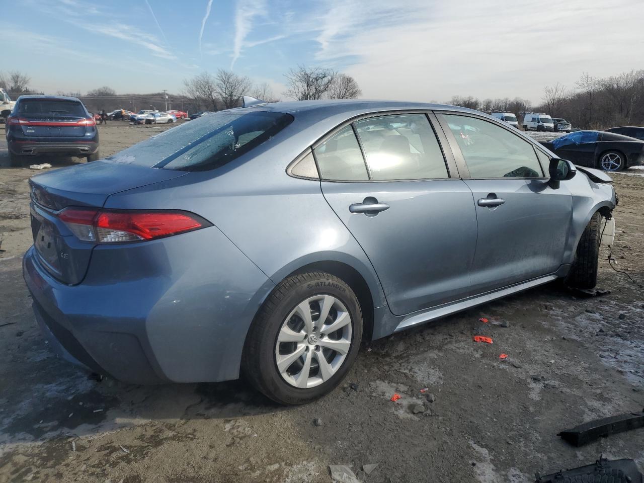 2021 Toyota Corolla VIN 5YFEPMAE0MP261630 Copart auction photo, front end damage thumbnail 3